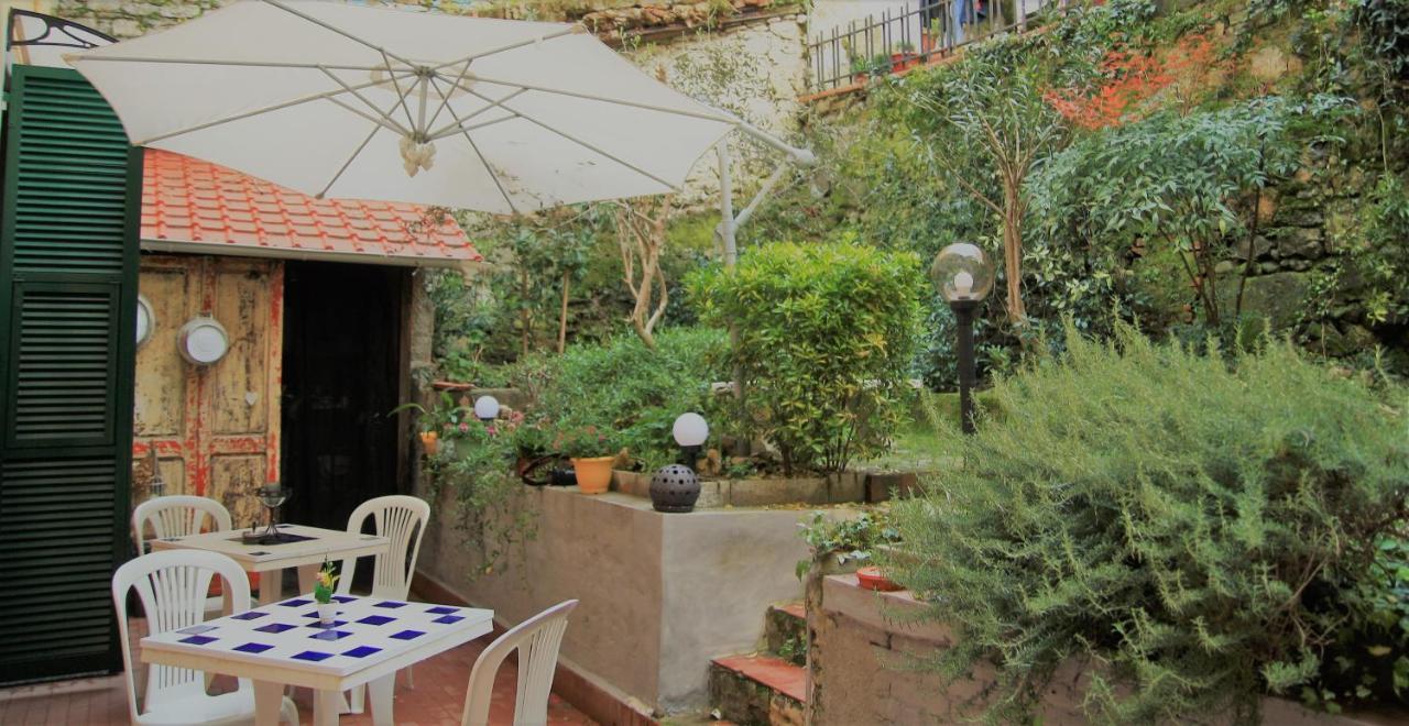 Il Giardino Di Gianni Hotel La Spezia Luaran gambar