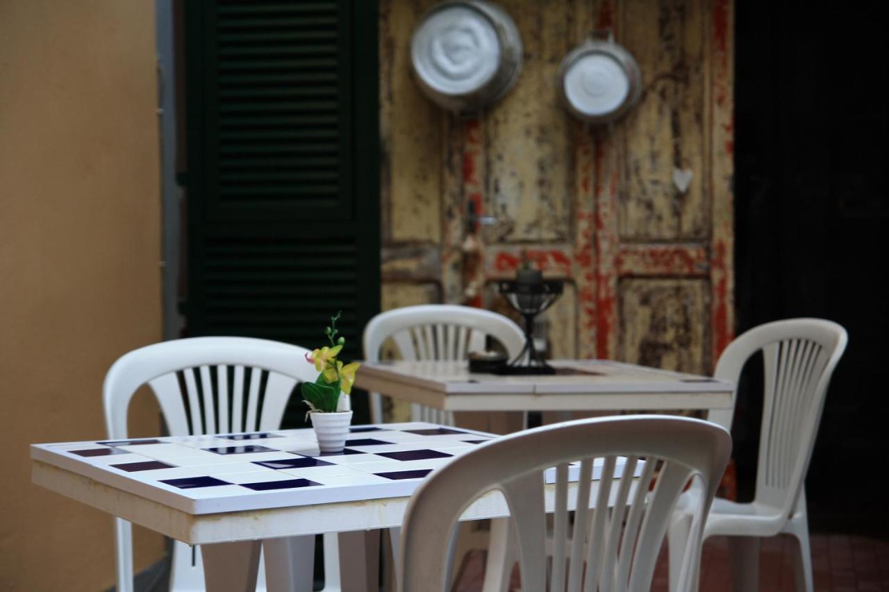 Il Giardino Di Gianni Hotel La Spezia Luaran gambar
